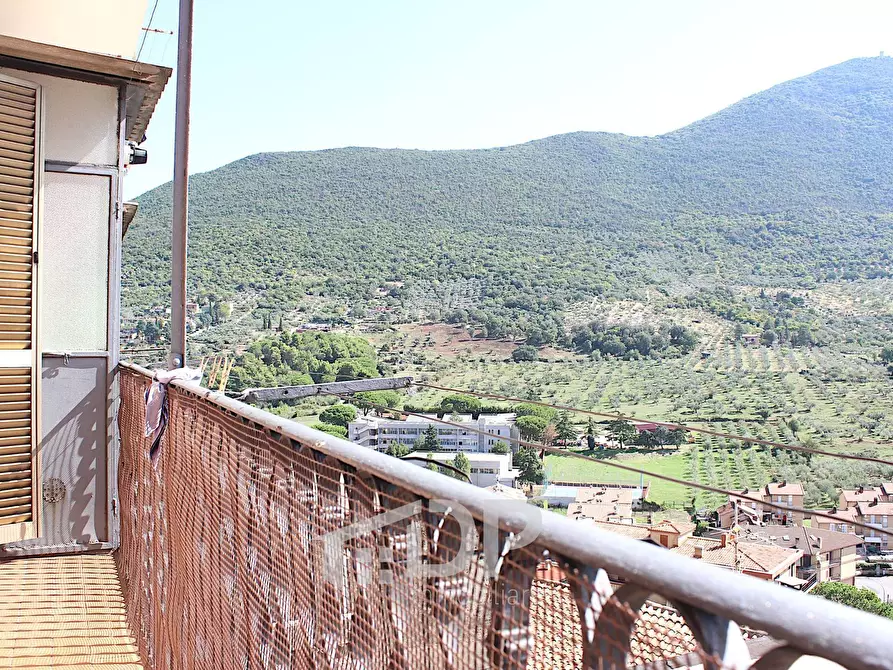 Immagine 20 di Appartamento in vendita  in Via G. Garibaldi 53 a Palombara Sabina