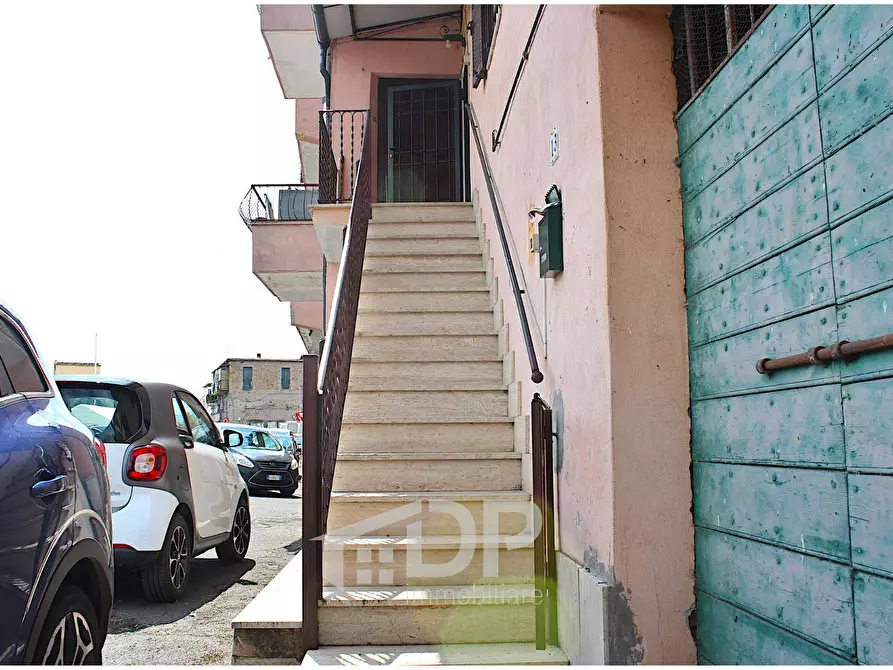 Immagine 3 di Appartamento in vendita  in Via Luigi Greco 13 a Palombara Sabina