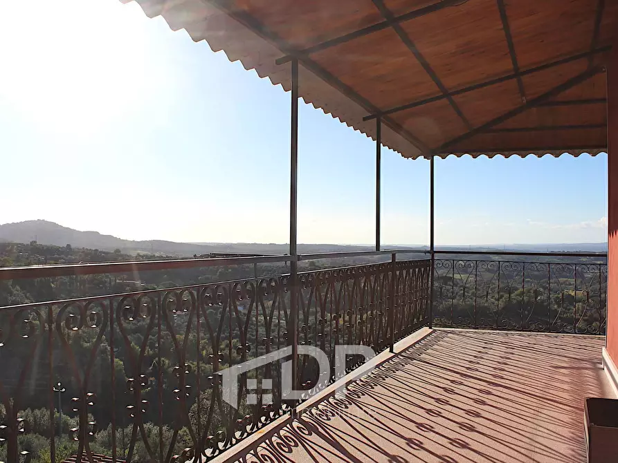 Immagine 33 di Appartamento in vendita  in Strada dei Ferrari 17 a Palombara Sabina