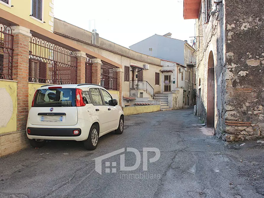 Immagine 30 di Appartamento in vendita  in Via Gian Battista Tosi 47 a Palombara Sabina