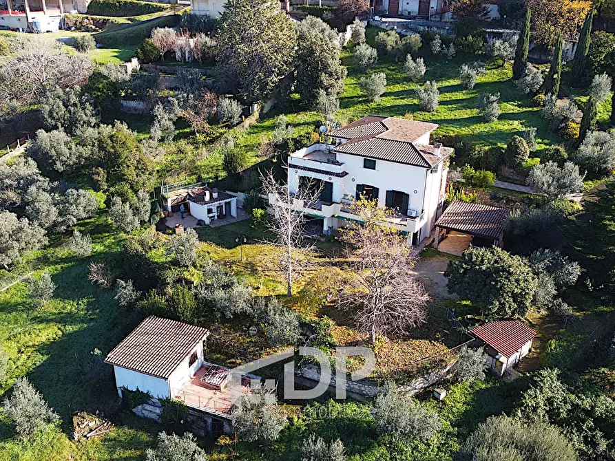 Immagine 1 di Villa in vendita  in Via Roma 134/A a Casape