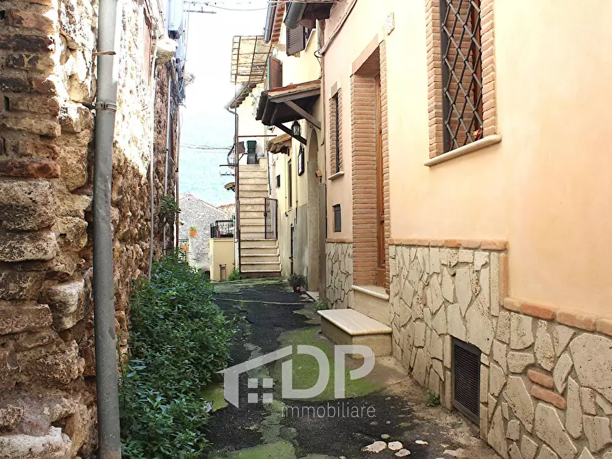 Immagine 41 di Appartamento in vendita  in Vicolo Savelli 33 a Palombara Sabina