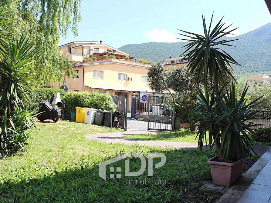 Immagine 45 di Appartamento in vendita  in Via S.P. Cinque Sassi 2 a Palombara Sabina