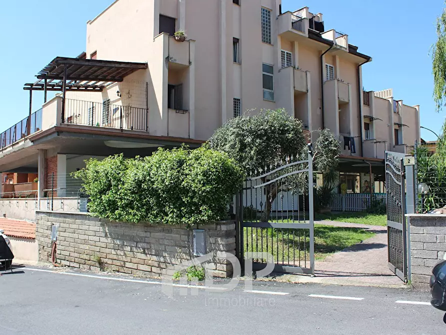 Immagine 2 di Appartamento in vendita  in Via S.P. Cinque Sassi 2 a Palombara Sabina