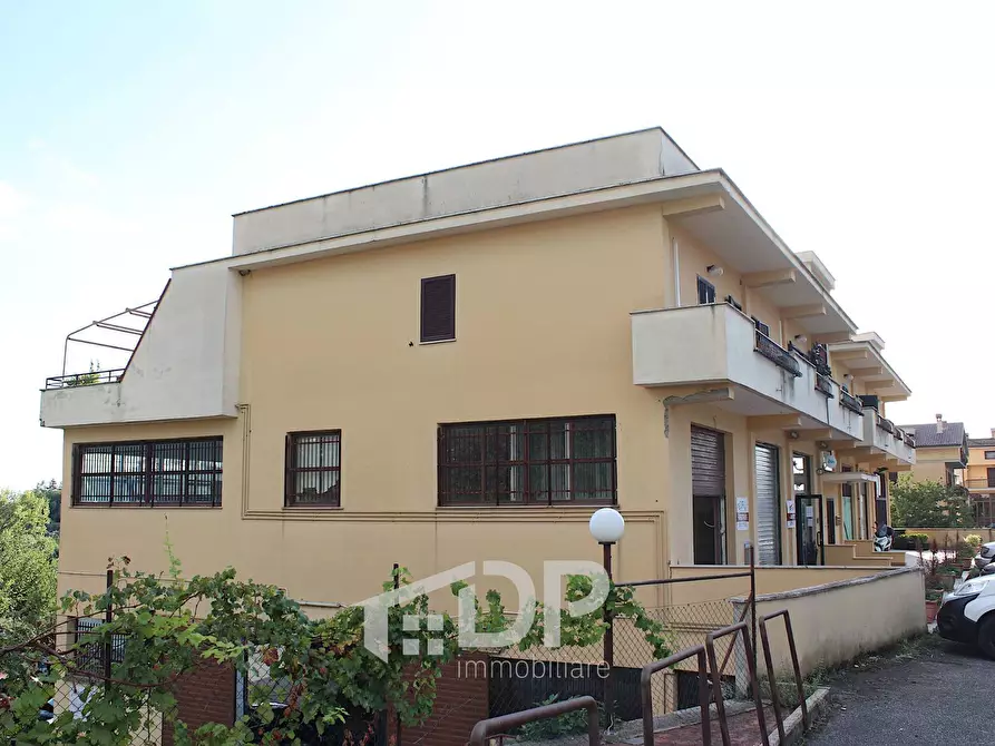 Immagine 22 di Locale commerciale in affitto  in Viale Giovanni XXIII snc a Palombara Sabina