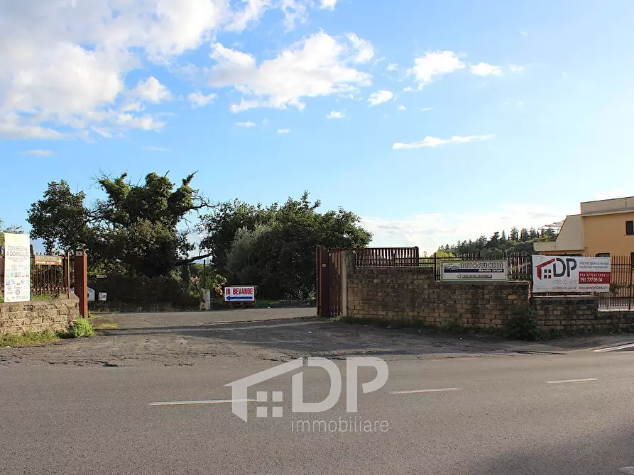 Immagine 27 di Locale commerciale in affitto  in Viale Giovanni XXIII snc a Palombara Sabina