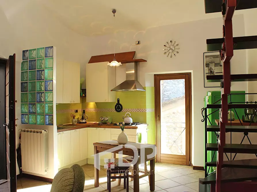 Immagine 10 di Appartamento in vendita  in Via dell'Orologio 12 a Casape