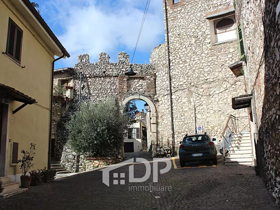 Immagine 39 di Appartamento in vendita  in Via dell'Orologio 12 a Casape