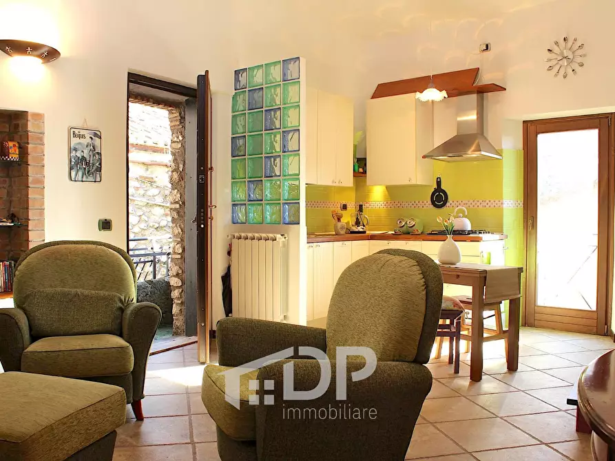 Immagine 1 di Appartamento in vendita  in Via dell'Orologio 12 a Casape