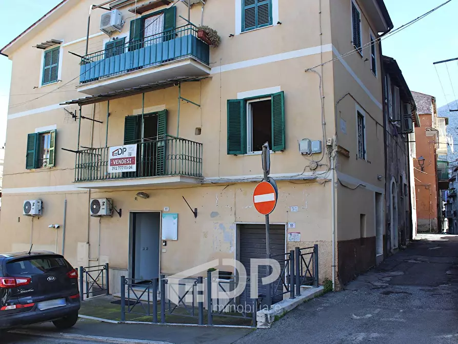 Immagine 31 di Appartamento in vendita  in Via Isonzo 1 a Palombara Sabina