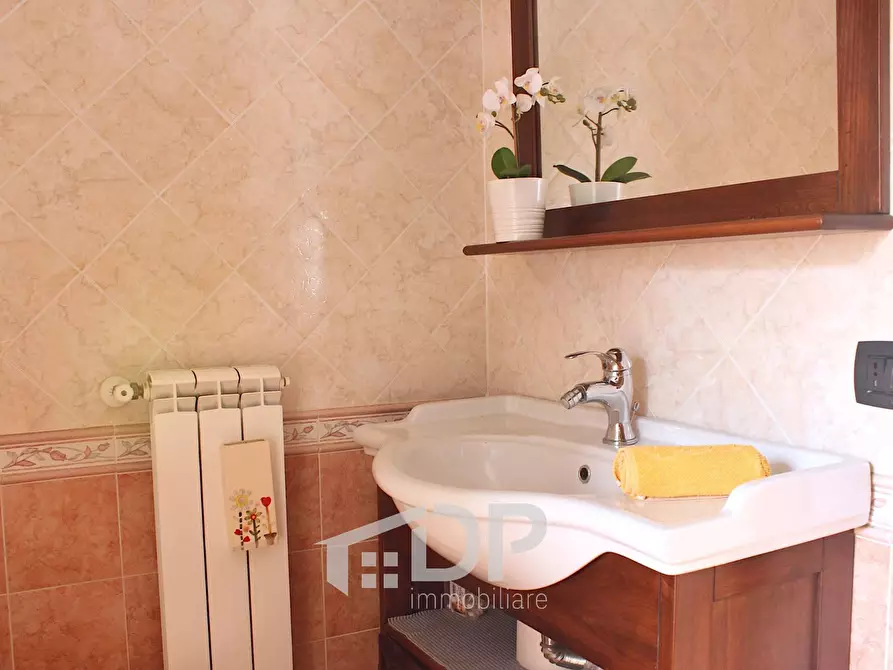 Immagine 14 di Appartamento in vendita  in Largo Salvo D'Acquisto 3 a Palombara Sabina