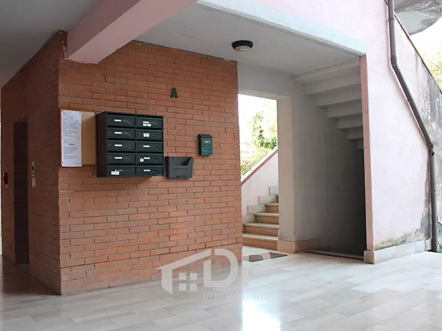 Immagine 42 di Appartamento in vendita  in Largo Salvo D'Acquisto 3 a Palombara Sabina