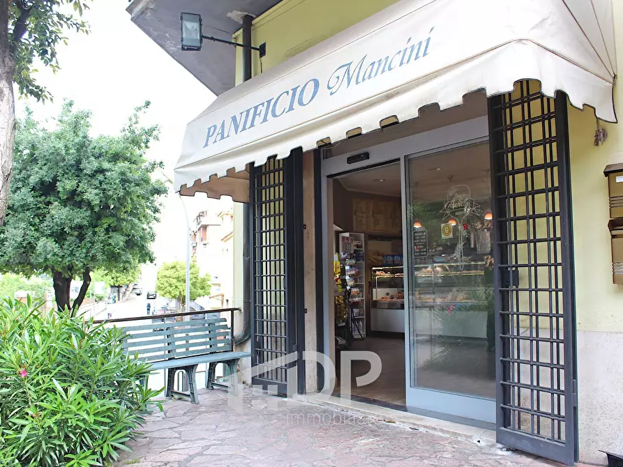 Immagine 3 di Attività commerciale in vendita  in Via della Libertà 70 a Palombara Sabina