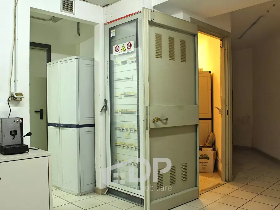 Immagine 31 di Attività commerciale in vendita  in Via della Libertà 70 a Palombara Sabina