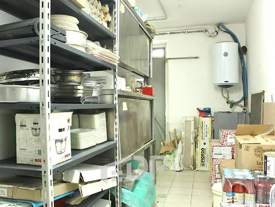 Immagine 33 di Attività commerciale in vendita  in Via della Libertà 70 a Palombara Sabina