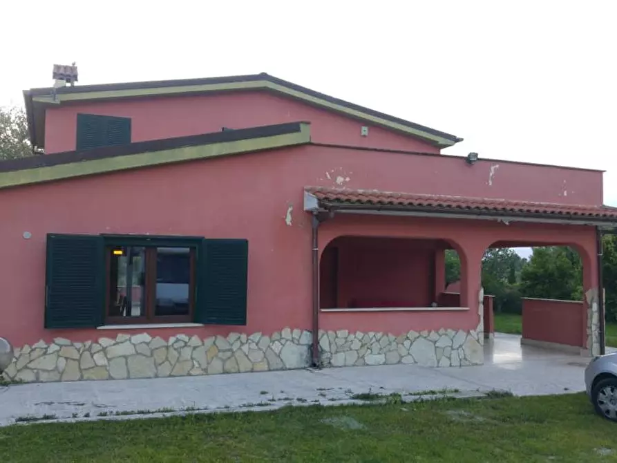 Immagine 1 di Villa in affitto  in Via Palombarese a Palombara Sabina