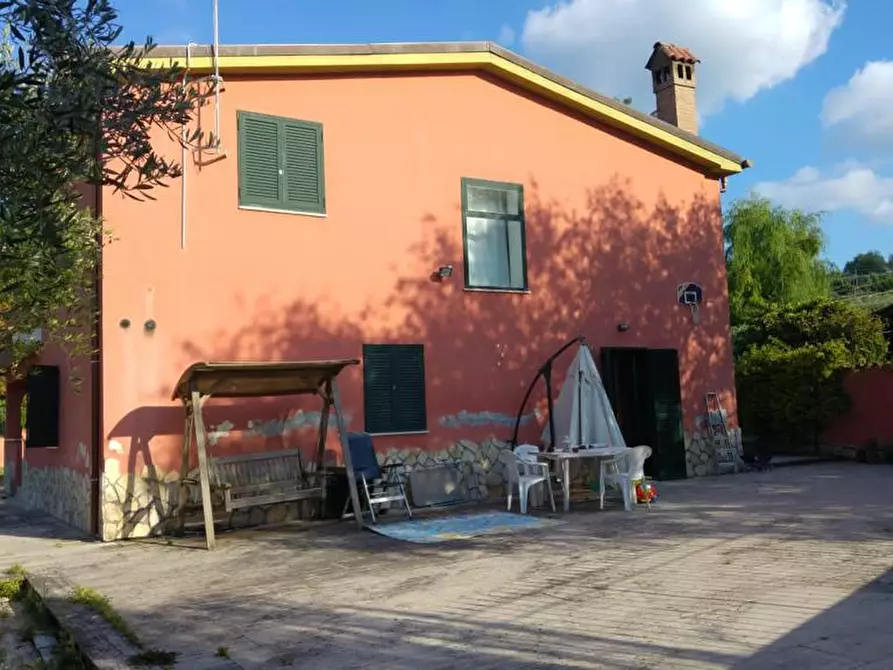 Immagine 3 di Villa in affitto  in Via Palombarese a Palombara Sabina