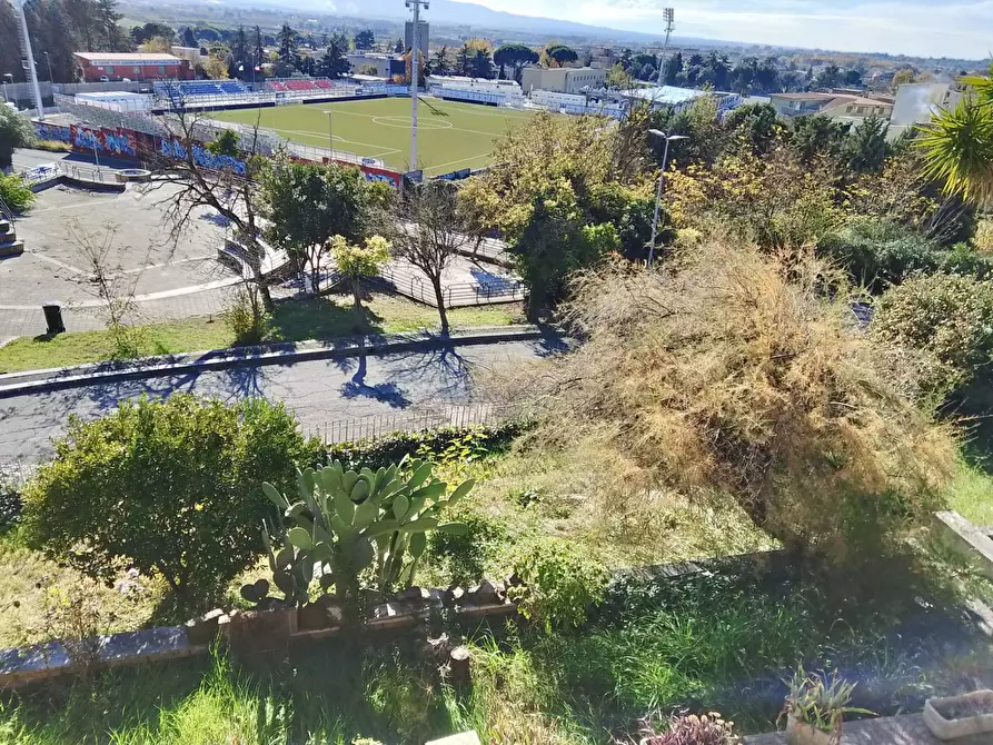 Immagine 22 di Villa in vendita  in VIA OGLIO a Guidonia Montecelio