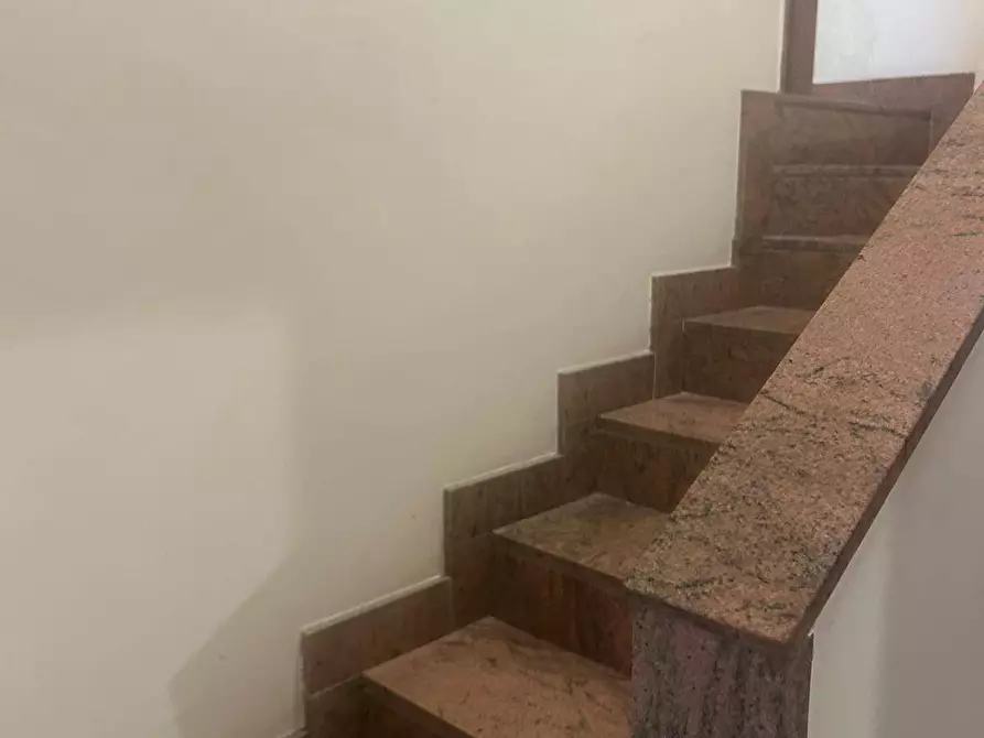 Immagine 8 di Villa in vendita  in VIA OGLIO a Guidonia Montecelio