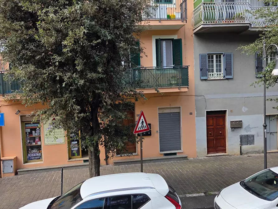 Immagine 1 di Locale commerciale in affitto  in Corso Vittorio Emanuele a Casape