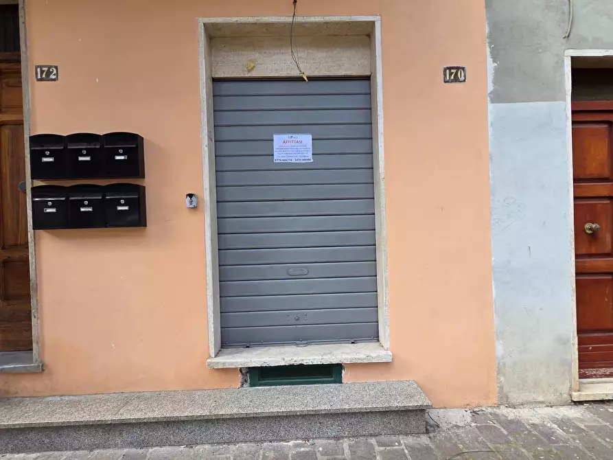 Immagine 2 di Locale commerciale in affitto  in Corso Vittorio Emanuele a Casape