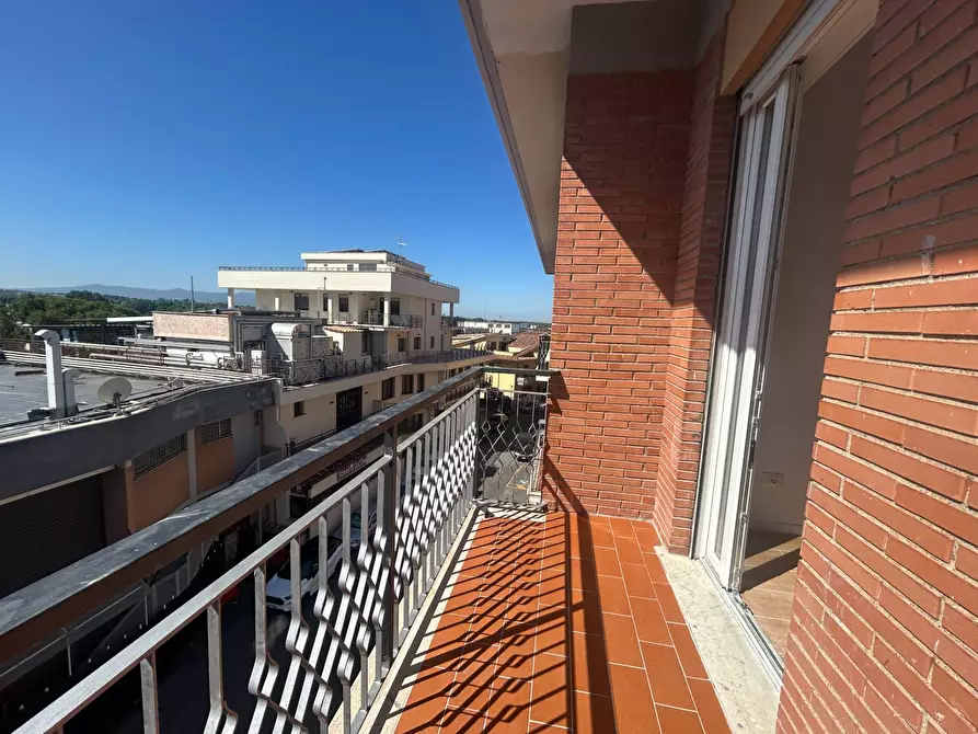 Immagine 31 di Appartamento in vendita  in via massimo d'Azeglio a Guidonia Montecelio