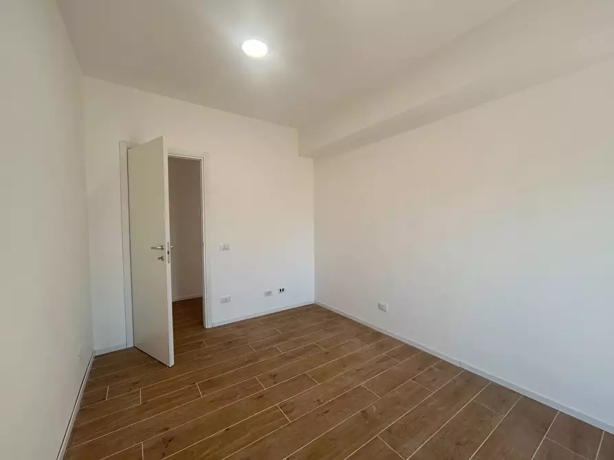 Immagine 13 di Appartamento in vendita  in via massimo d'Azeglio a Guidonia Montecelio