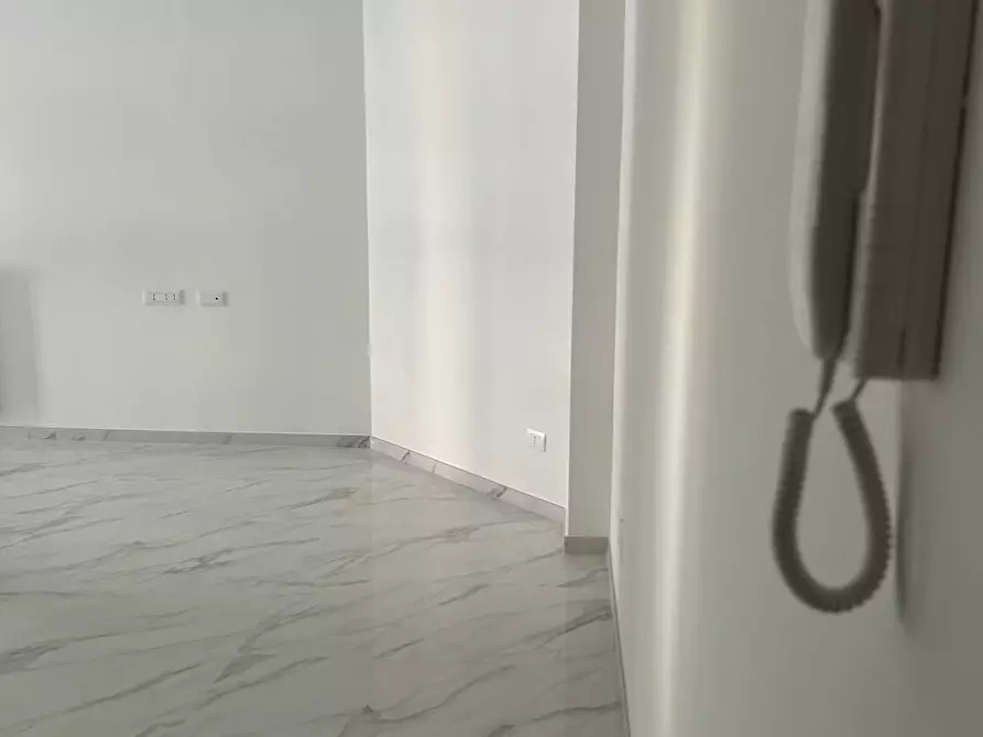 Immagine 54 di Appartamento in vendita  in viale roma a Guidonia Montecelio