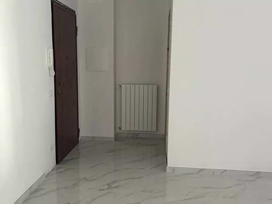 Immagine 70 di Appartamento in vendita  in viale roma a Guidonia Montecelio