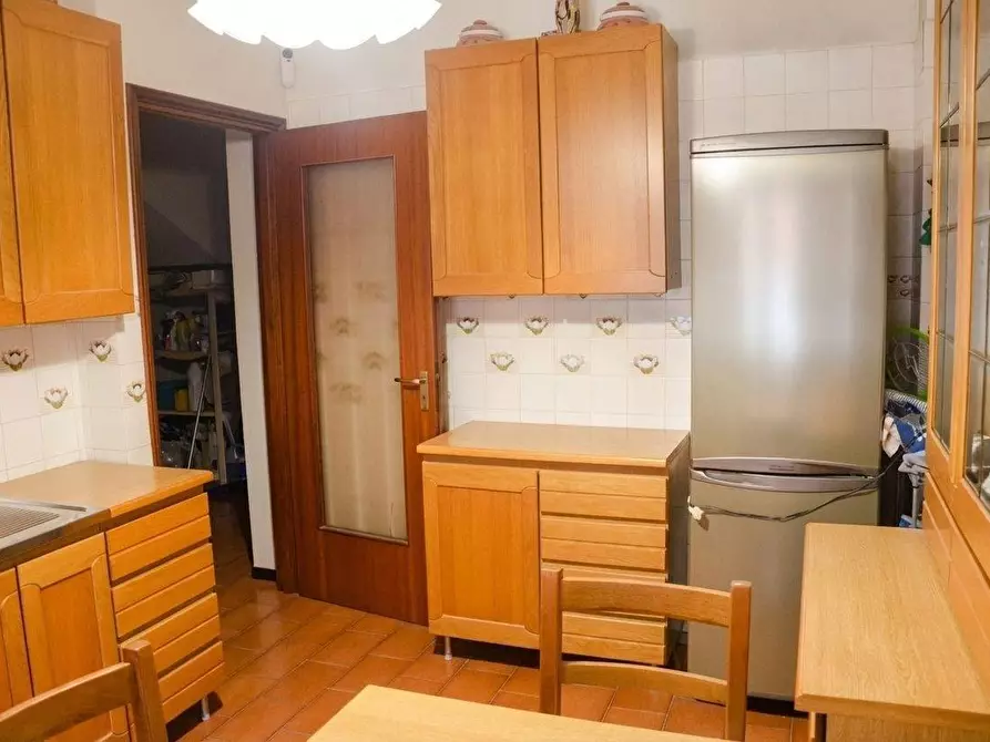 Immagine 28 di Villa in vendita  in VIA OGLIO a Guidonia Montecelio