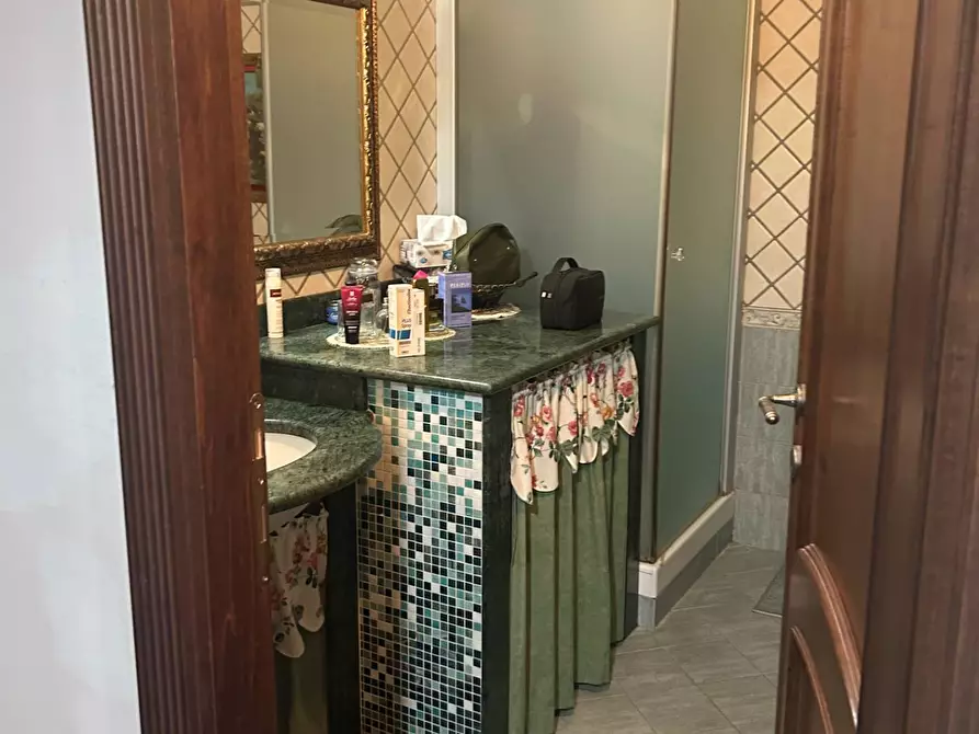 Immagine 21 di Casa semindipendente in vendita  in LARGO LIBORIO ROMANO a Guidonia Montecelio