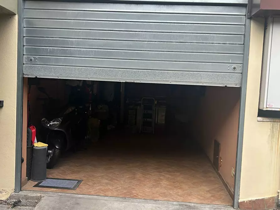 Immagine 32 di Casa semindipendente in vendita  in LARGO LIBORIO ROMANO a Guidonia Montecelio