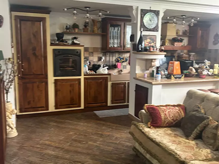 Immagine 27 di Casa semindipendente in vendita  in LARGO LIBORIO ROMANO a Guidonia Montecelio