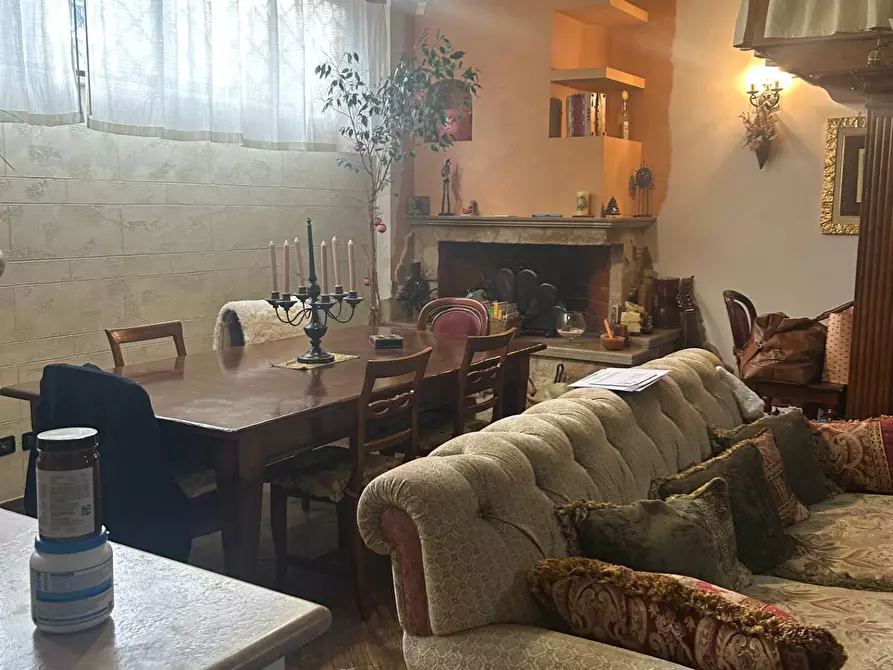 Immagine 28 di Casa semindipendente in vendita  in LARGO LIBORIO ROMANO a Guidonia Montecelio