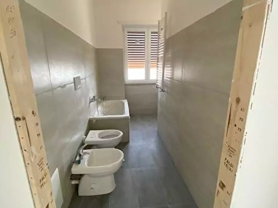 Immagine 12 di Appartamento in vendita  in via Appio Claudio a Guidonia Montecelio