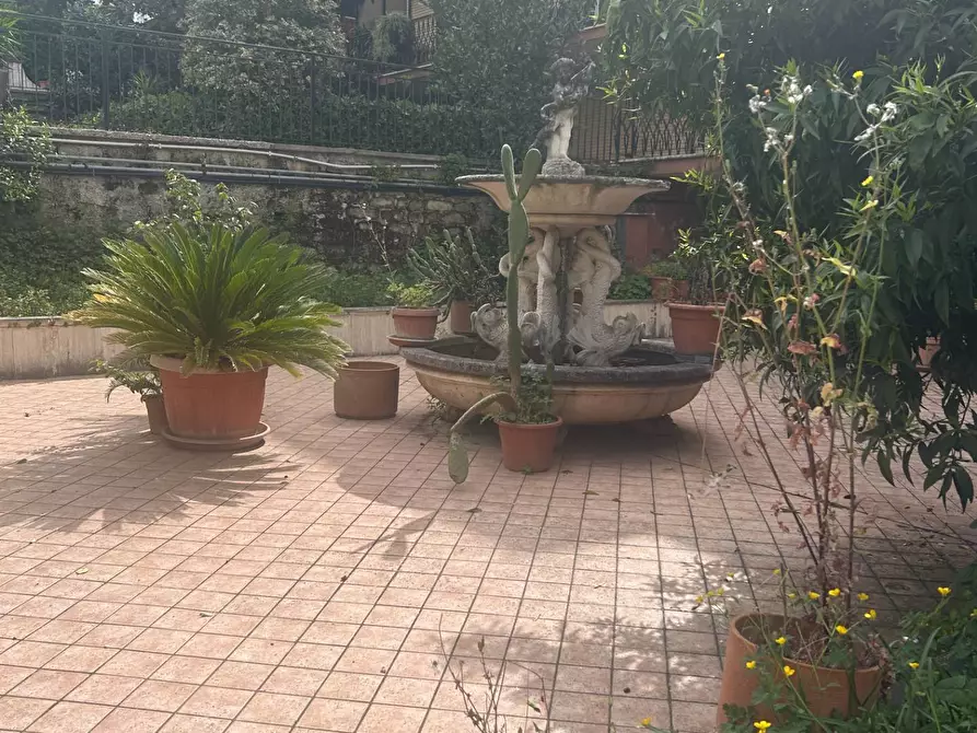 Immagine 3 di Casa semindipendente in vendita  in VIA OGLIO a Guidonia Montecelio