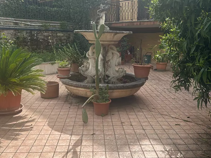 Immagine 5 di Casa semindipendente in vendita  in VIA OGLIO a Guidonia Montecelio