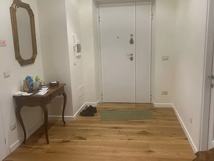 Immagine 19 di Casa semindipendente in vendita  in VIA OGLIO a Guidonia Montecelio