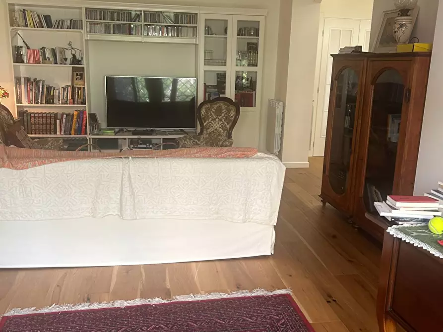 Immagine 21 di Casa semindipendente in vendita  in VIA OGLIO a Guidonia Montecelio