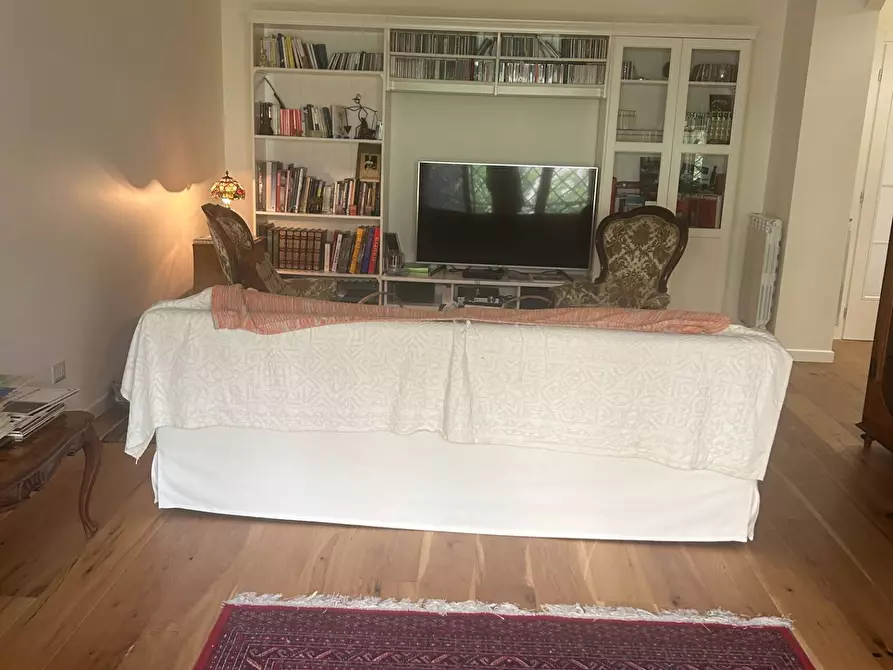 Immagine 22 di Casa semindipendente in vendita  in VIA OGLIO a Guidonia Montecelio