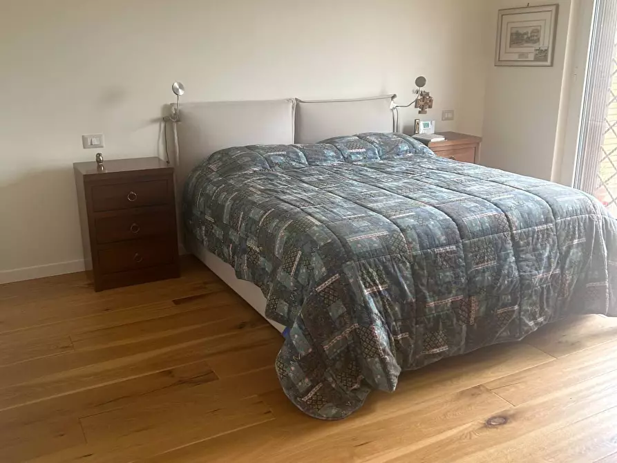 Immagine 24 di Casa semindipendente in vendita  in VIA OGLIO a Guidonia Montecelio