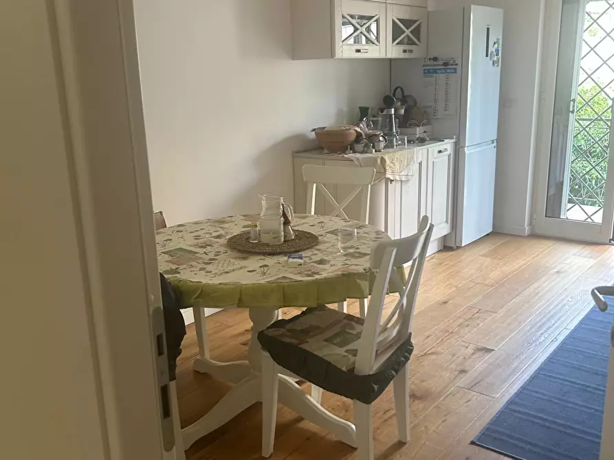 Immagine 45 di Casa semindipendente in vendita  in VIA OGLIO a Guidonia Montecelio