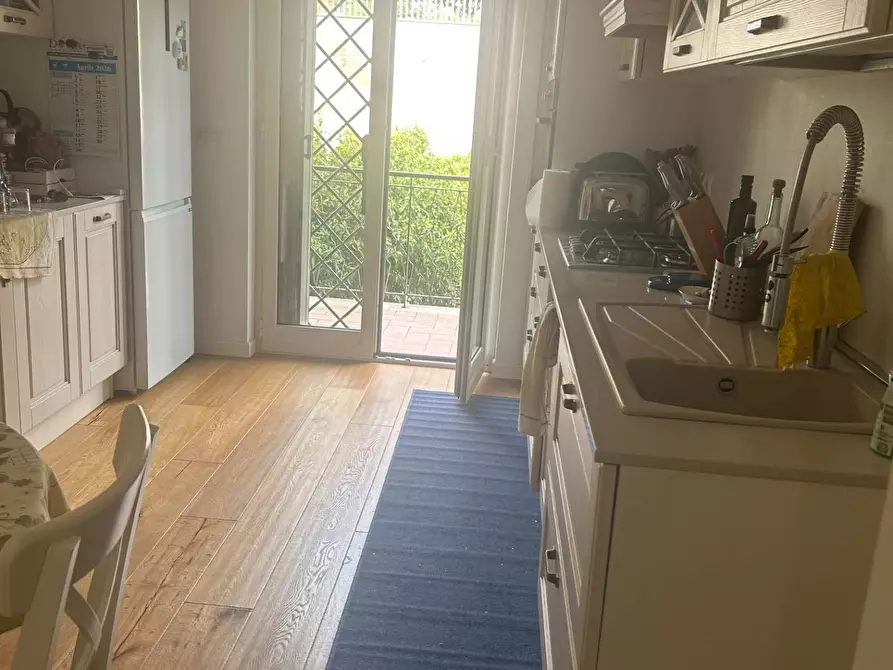 Immagine 51 di Casa semindipendente in vendita  in VIA OGLIO a Guidonia Montecelio