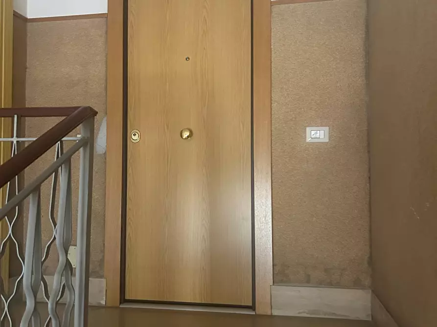 Immagine 53 di Casa semindipendente in vendita  in VIA OGLIO a Guidonia Montecelio