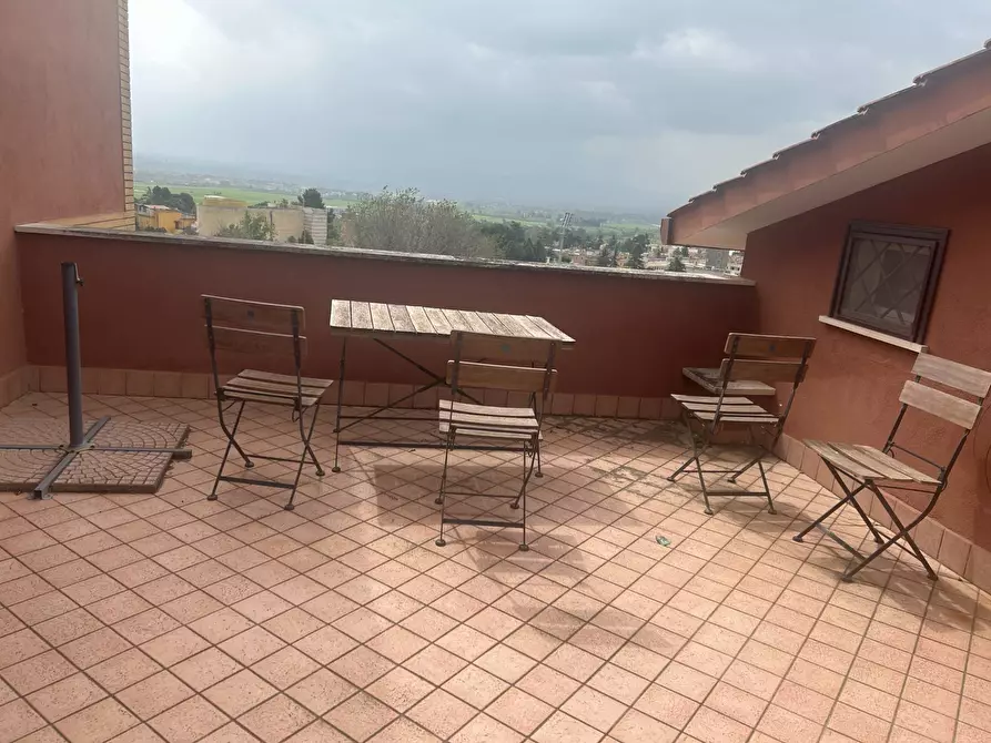 Immagine 57 di Casa semindipendente in vendita  in VIA OGLIO a Guidonia Montecelio