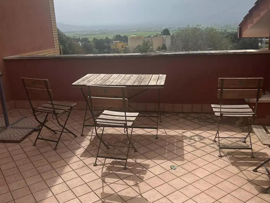 Immagine 60 di Casa semindipendente in vendita  in VIA OGLIO a Guidonia Montecelio