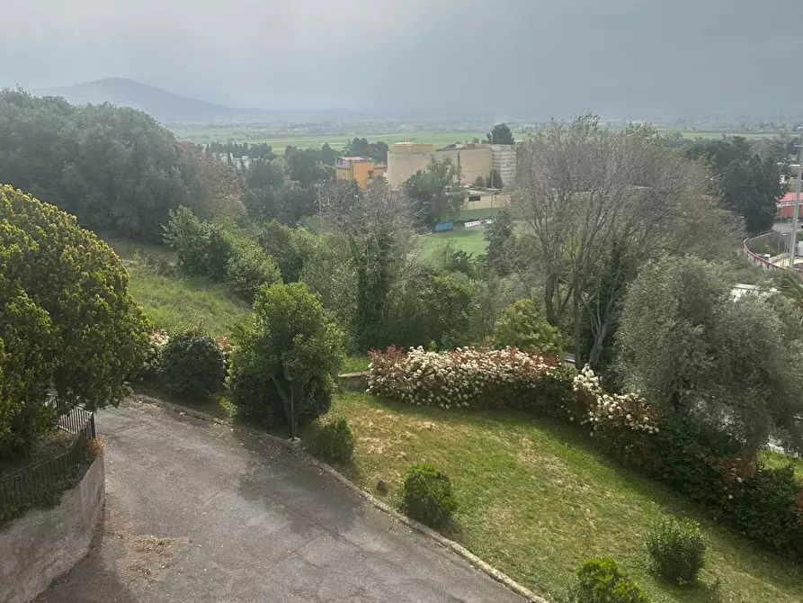 Immagine 64 di Casa semindipendente in vendita  in VIA OGLIO a Guidonia Montecelio