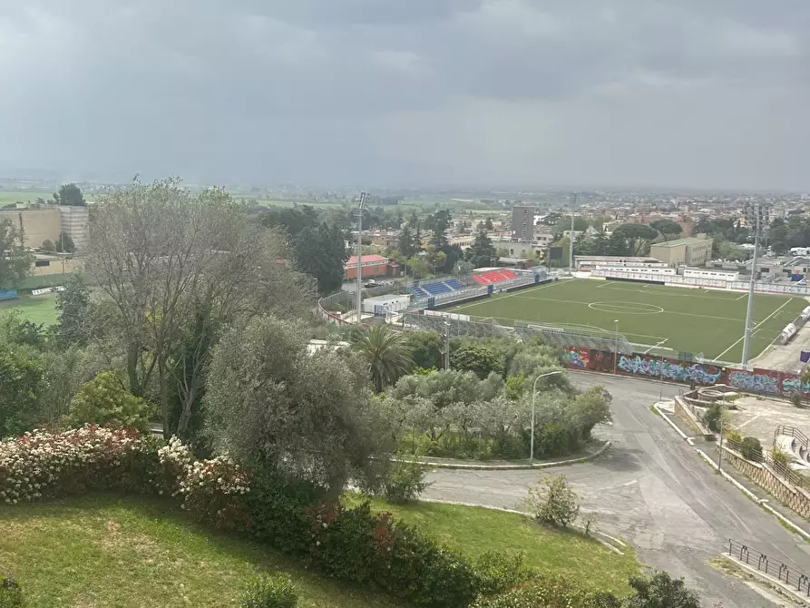 Immagine 65 di Casa semindipendente in vendita  in VIA OGLIO a Guidonia Montecelio