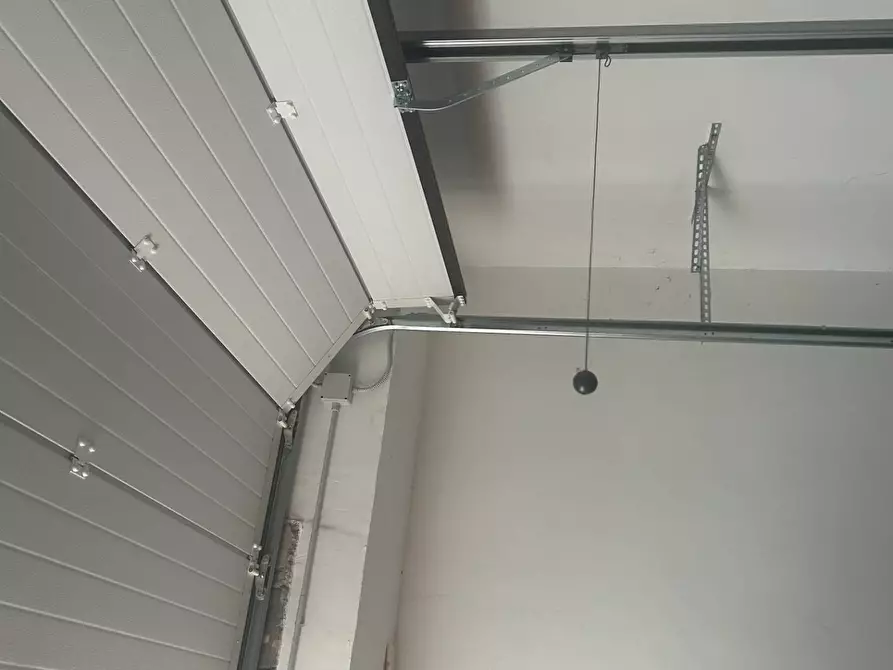 Immagine 79 di Casa semindipendente in vendita  in VIA OGLIO a Guidonia Montecelio