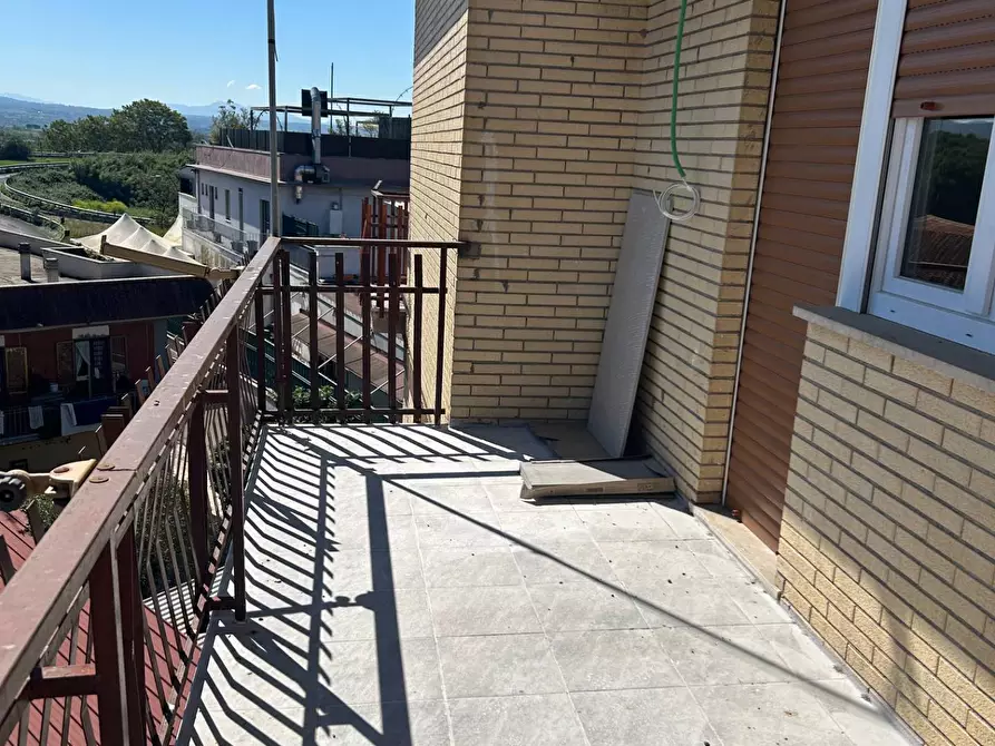 Immagine 19 di Appartamento in vendita  in via Appio Claudio a Guidonia Montecelio